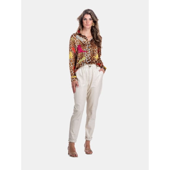 Mucho Gusto Blouse monza in zijde met camel luipaard print en multicolor luipaarden - Image 3