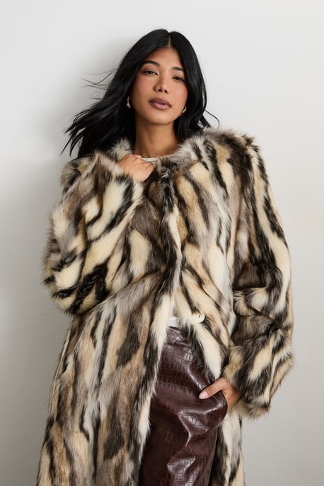 Premium Zig Zag Longline Faux Fur Coat - Image 2