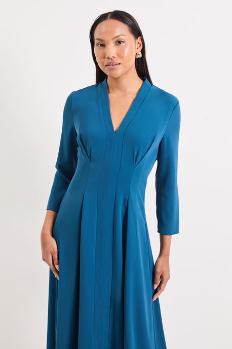 Panel And Pleat Detail Crepe Midi Dress - Image 4