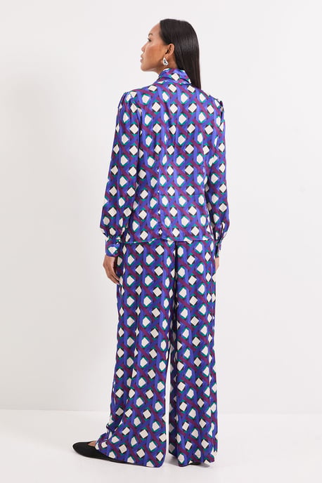 Printed Satin Elastic Waist Trousers - Image 3