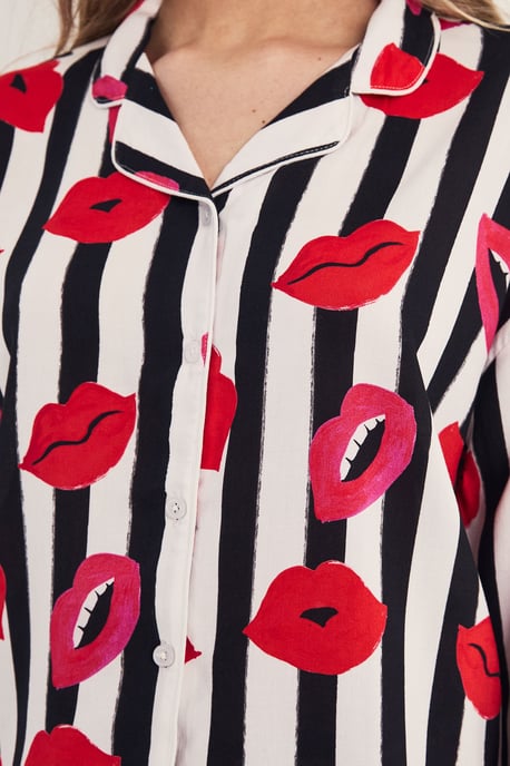Lips Print Pajama Trouser Set - Image 3