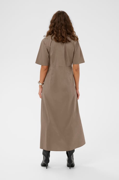 CUberri Antoinett SS Dress Dress Fitted - Image 3