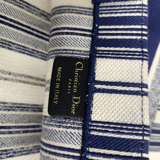 Dior Large Dior Book Tote in Navy Blue Cotton - Image 5