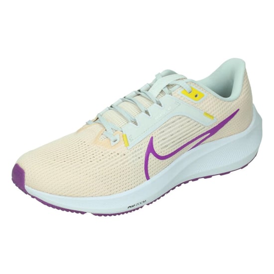 Nike Pegasus 40 - Image 1