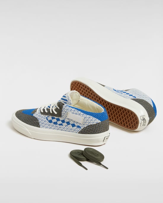 Premium Half Cab 33 Sneakers - Image 3
