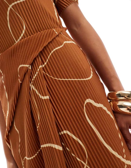 ASOS DESIGN short sleeve plisse twist skirt midi dress in burgundy swirl print - Image 3