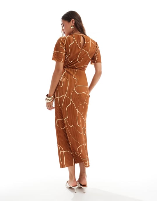 ASOS DESIGN short sleeve plisse twist skirt midi dress in burgundy swirl print - Image 4