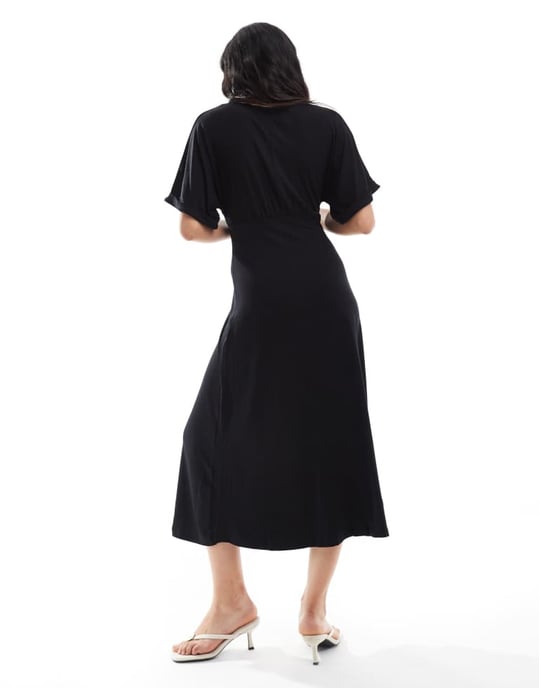 ASOS DESIGN roll sleeve button front midi tea dress in black - Image 3