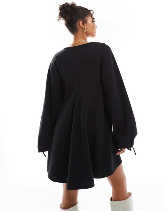 ASOS DESIGN supersoft v-neck flare hem skirt mini dress with tie sleeve in black - Image 4