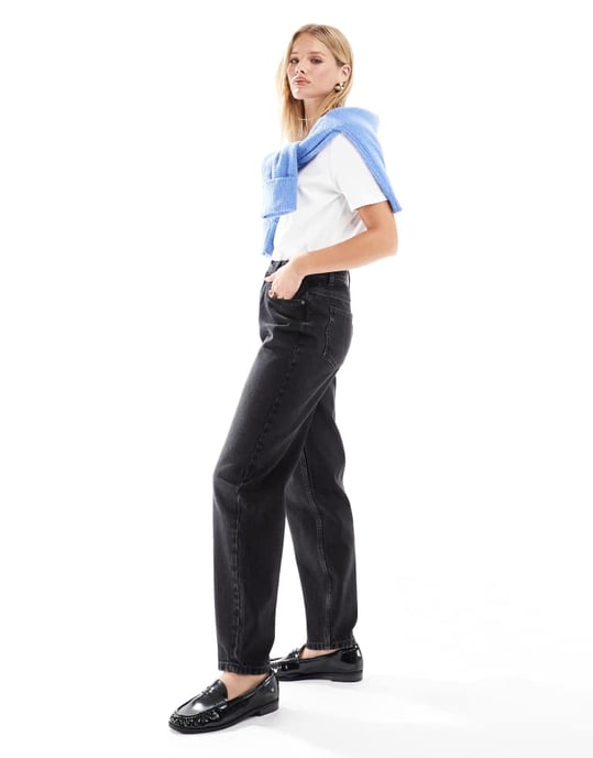 ASOS DESIGN high rise mom jeans in black - Image 3