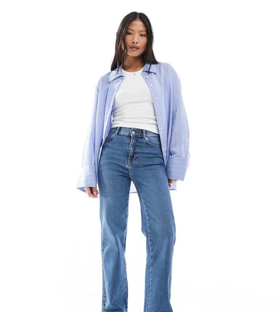 Dr Denim Petite Moxy straight leg jeans in cape sky worn hem wash - Image 1
