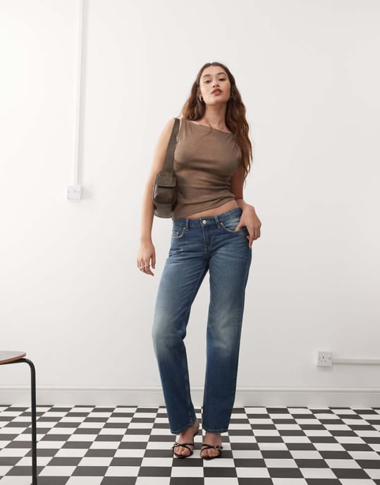 Weekday Arrow low waist regular fit straight leg jeans in streaky blue wash - Image 1