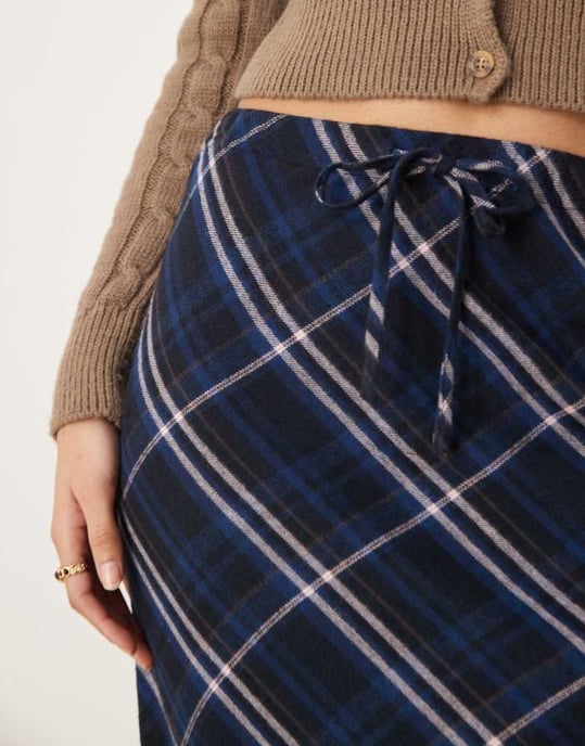 ASOS DESIGN tie waist maxi skirt in blue & pink check - Image 2