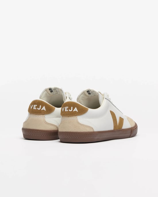 Volley VEJA Volley Leather Womens Trainers Trainers in White - Image 2