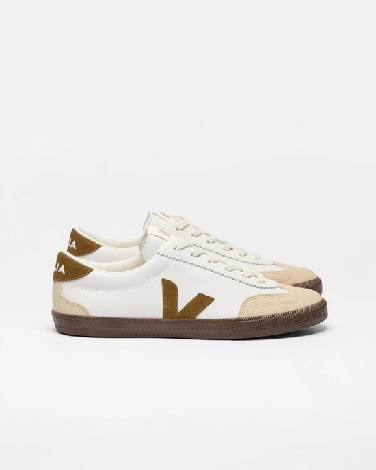 Volley VEJA Volley Leather Womens Trainers Trainers in White - Image 3