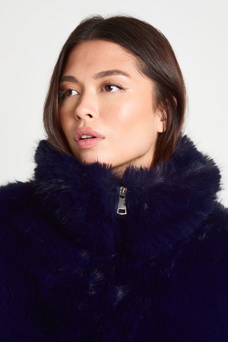 Vintage Look Faux Fur Jacket - Image 4