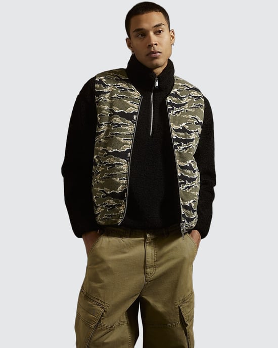 River Island Mens Gilet Black Regular Fit Fleece Camouflage - Image 1