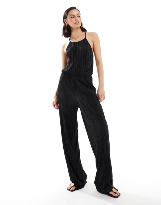 JDY plisserad jumpsuit med öppen rygg i svart - Image 4