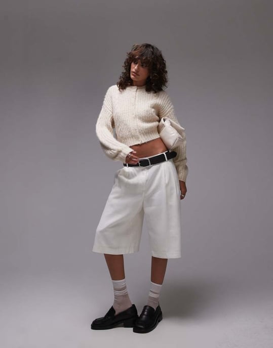 Topshop stickad kort fluffig kabeltröja i krämfärg - Image 2