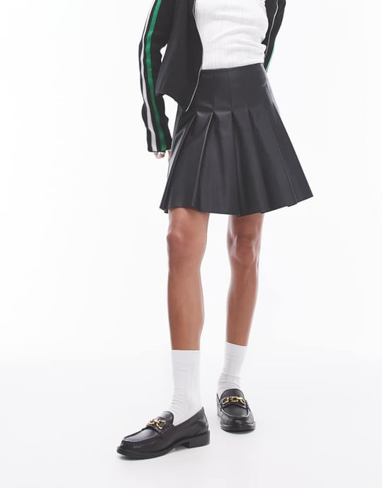 Topshop fusk läder ren plisserad mini kjol i svart - Image 3