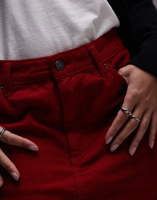 Topshop denim kord minikjol med nederkant i burgundy - Image 4