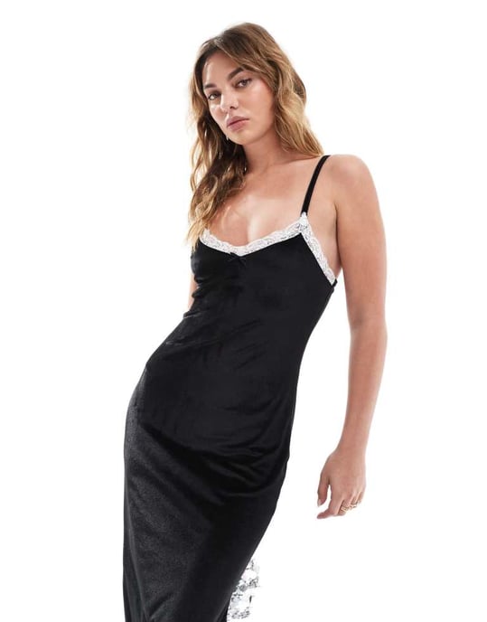 Miss Selfridge sammet maxi klänning med spetsdetalj - Image 4