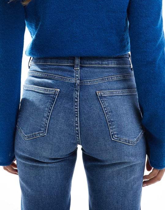ONLY Jane mid waist raka jeans i mellanblå tvätt - Image 4