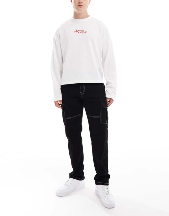 ONLY & SONS Edge rak passform verktygsfickjeans med kontrastsöm i svart - Image 1