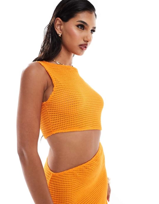 ASOS DESIGN texturerad cutout ärmlös midi-klänning i orange - Image 2
