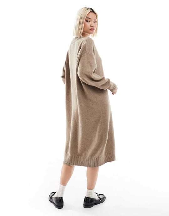 Monki långärmad stickad midiklänning i beige - Image 4