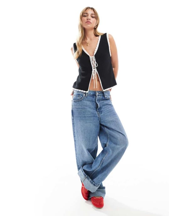 ASOS DESIGN stickad väst med kontrasterande kant i svart - Image 2
