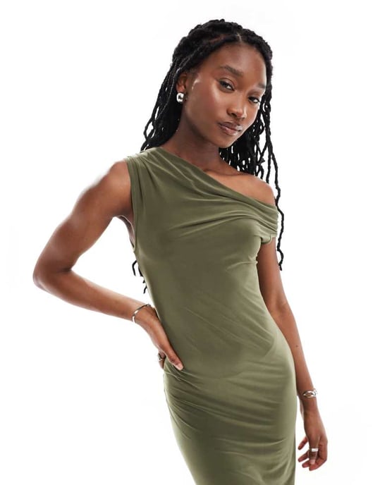 COLLUSION drop shoulder maxiklänning i khaki - Image 2