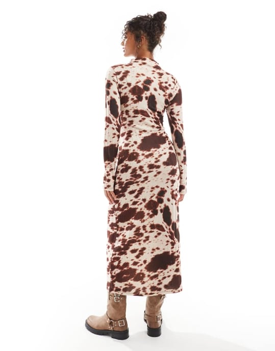 ASOS DESIGN chunky ribbad maxiklänning med knytmidja i kornblommönster - Image 2