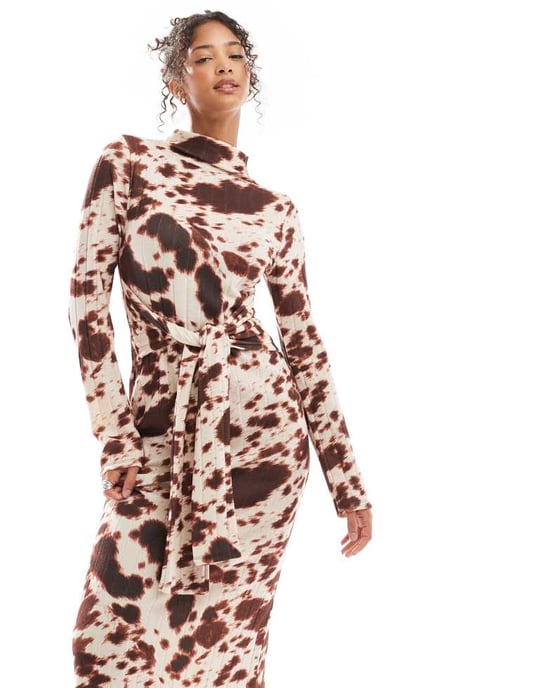 ASOS DESIGN chunky ribbad maxiklänning med knytmidja i kornblommönster - Image 3