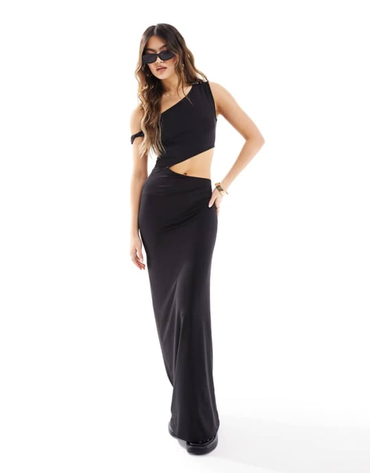 ASOS DESIGN enaxlad snurrad cut out maxiklänning i svart - Image 1