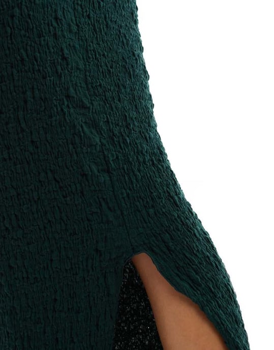 ENDAST texturerad maxi kjol co-ord i smaragdgrön - Image 3