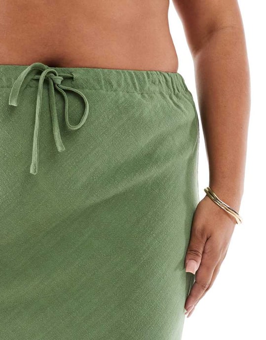ASOS DESIGN Curve linne-look knytmidja sned maxi kjol i khaki - Image 4