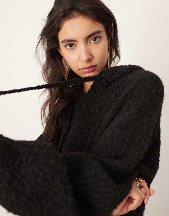 ASOS EDITION boucléstickad oversized hoodie i svart - Image 4