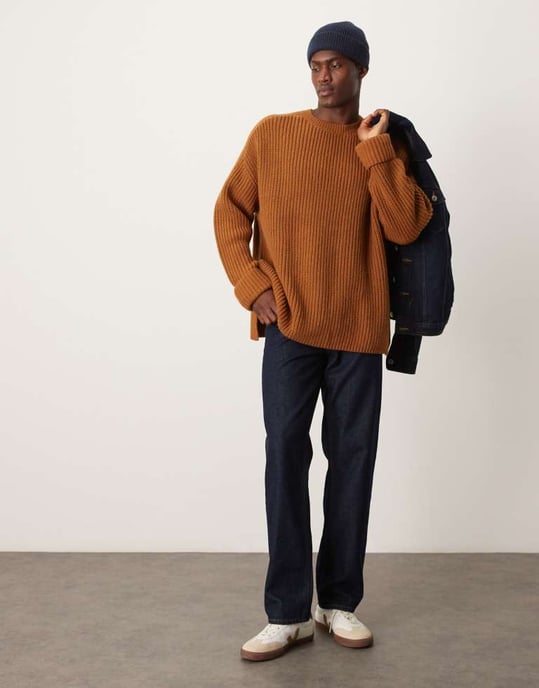ASOS DESIGN oversized vintermix tyngd ribbad stickad tröja i tan - Image 3