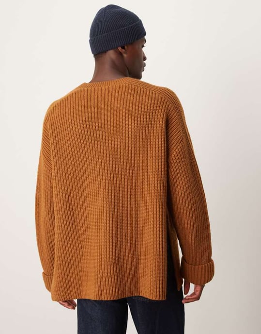 ASOS DESIGN oversized vintermix tyngd ribbad stickad tröja i tan - Image 4