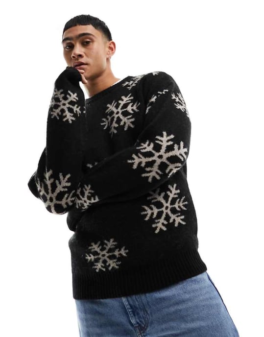Jack & Jones borstad tröja med snöflingor i svart - Image 1