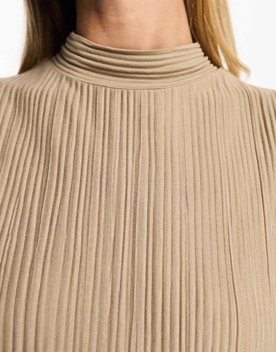 Vero Moda plisserad ärmlös topp set i sten - Image 4