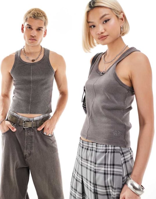 Återvunnen vintage unisex kortad ribbad väst i tvättad kolgrå - Image 3
