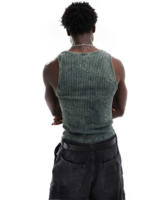 ASOS DESIGN ribbad muskelpassform väst med fyrkantig halsringning i brun tyg - Image 3