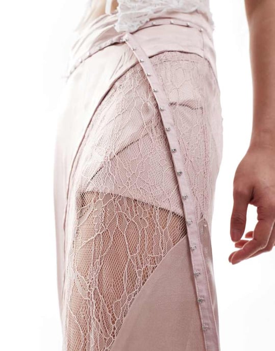 Återvunnen vintage begränsad upplaga spliced maxi särk med spetsinsats i rosa - Image 2