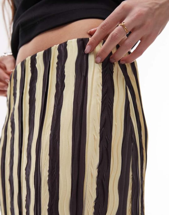 Topshop randig plisserad midaxi kjol i choklad - Image 3