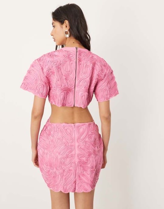 ASOS EDITION broderad satin cornelli utskuren minikläning i rosa - Image 4