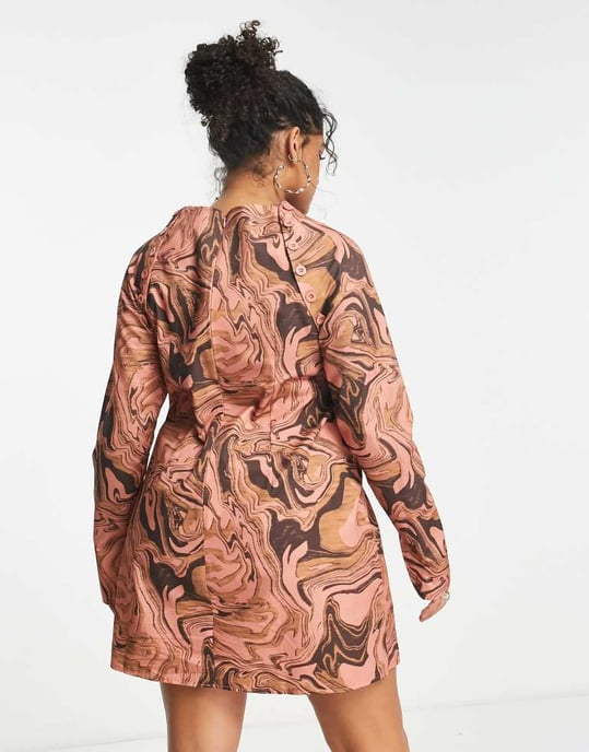 ASOS DESIGN Curve bomull puffärmad minikjol med avtagbara ärmar i beige virvelliknande mönster - Image 2