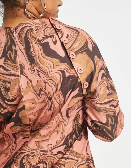 ASOS DESIGN Curve bomull puffärmad minikjol med avtagbara ärmar i beige virvelliknande mönster - Image 3