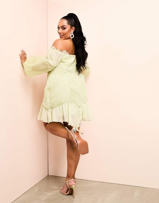 ASOS LUXE Curve bardot spets rynkad genomskinlig puffärmad miniklänning i grön - Image 3